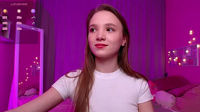 Adria Arjona online show from February 18, 2026, 7:39 am