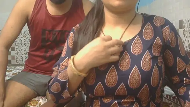 Snapshot of Sneha_lovely01 chatting on May 29, 2026, 6:36 pm Sneha lovely01 online show from May 29, 2026, 6:36 pm