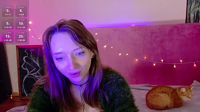 TinyMuse  online show from November 27, 2025, 1:28 am