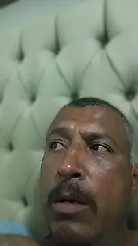 negrocomomisuerte online show from April 15, 2026, 9:15 am