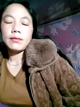 Sara pusyy online show from December 2, 2025, 6:53 pm