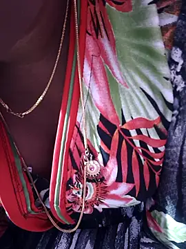 Snapshot of hyd_couple7878 chatting on February 4, 2026, 7:25 am hyd couple7878 online show from February 4, 2026, 7:25 am