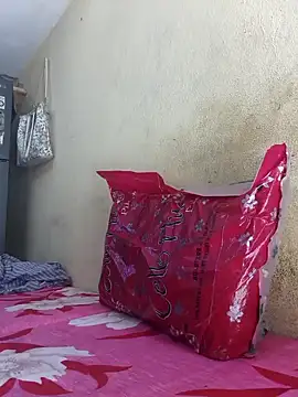 Snapshot of hyd_couple7878 chatting on March 3, 2026, 3:02 am hyd couple7878 online show from March 3, 2026, 3:02 am