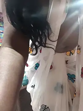 Snapshot of hyd_couple7878 chatting on February 12, 2026, 9:09 am hyd couple7878 online show from February 12, 2026, 9:09 am