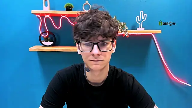 keny south online show from November 11, 2025, 8:03 pm