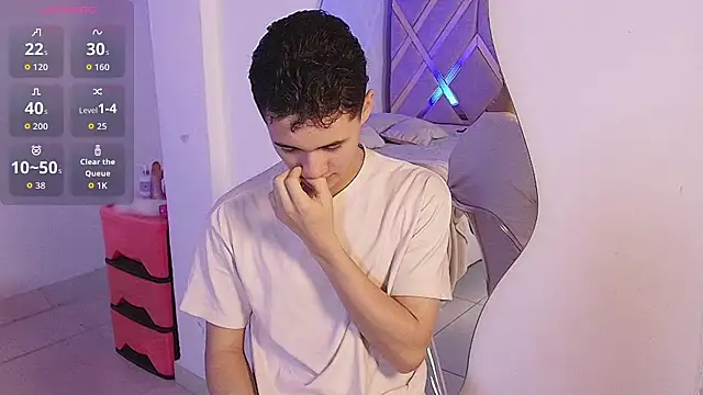 Eiden Blake online show from April 9, 2026, 1:40 am