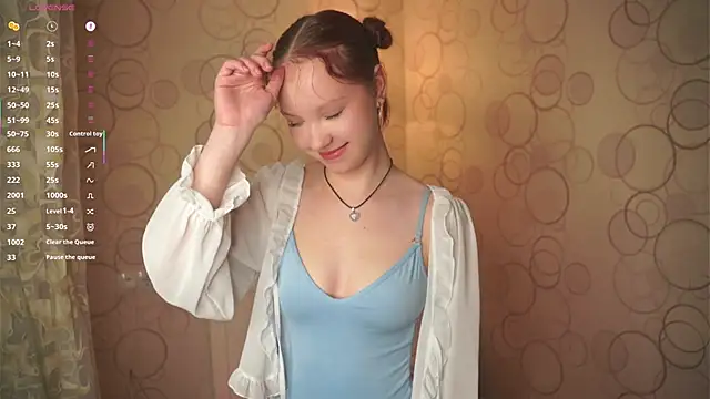 MaisieStarlight online show from November 25, 2025, 3:01 pm