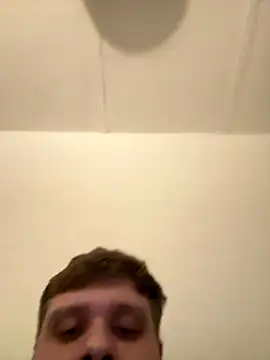 twinkletoes777 online show from November 12, 2025, 11:19 pm