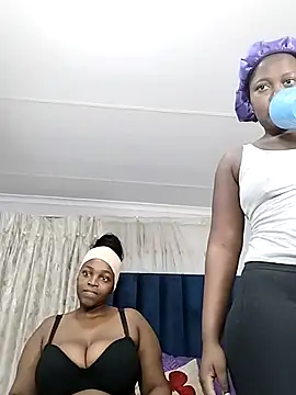 SweetSavage18 online show from June 15, 2026, 8:08 pm