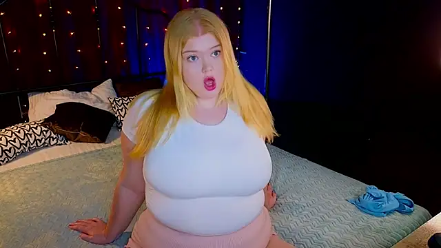 AriettaHeart online show from May 11, 2026, 2:45 pm