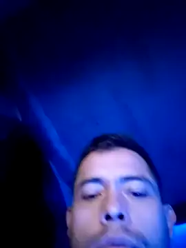 Snapshot of PitoDuroWuero chatting on November 19, 2025, 7:19 am PitoDuroWuero online show from November 19, 2025, 7:19 am