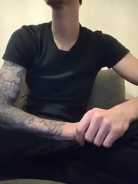 DeepSecret0 online show from November 11, 2025, 3:51 pm