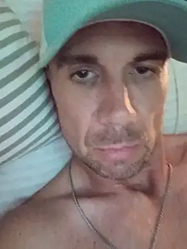 Snapshot of quasimodo101 chatting on November 4, 2025, 6:28 am quasimodo101 online show from November 4, 2025, 6:28 am