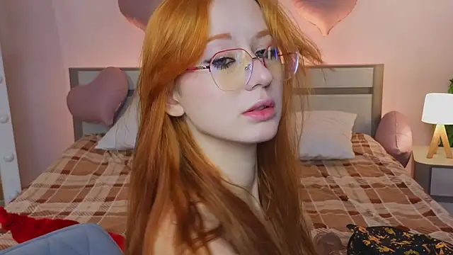 Snapshot of WICKEDEMBER chatting on February 14, 2026, 1:39 am WICKEDEMBER online show from February 14, 2026, 1:39 am