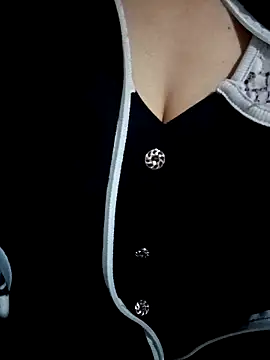 LenaLy2k online show from November 16, 2025, 5:34 am