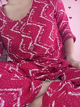 Saniya76 online show from June 3, 2026, 4:24 am