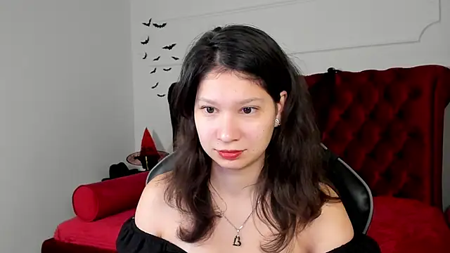 Snapshot of SaraDenars chatting on November 4, 2025, 5:22 am SaraDenars online show from November 4, 2025, 5:22 am