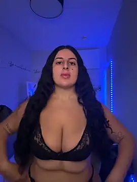 Snapshot of jojoa23 chatting on November 17, 2025, 11:03 am jojoa23 online show from November 17, 2025, 11:03 am