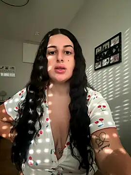 Snapshot of jojoa23 chatting on November 19, 2025, 10:59 am jojoa23 online show from November 19, 2025, 10:59 am