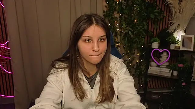 RuthJohnson online show from January 17, 2026, 12:42 pm