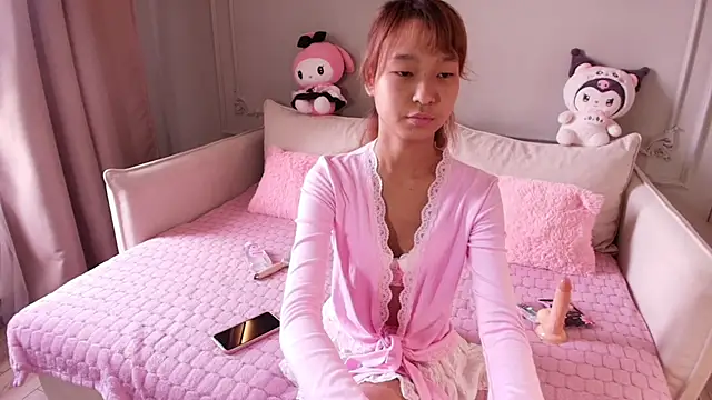 lihnpham online show from April 4, 2026, 3:02 am