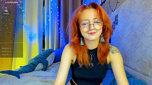 DragonflyLiza online show from November 13, 2025, 10:08 am