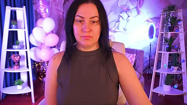 VelvetLuck online show from February 20, 2026, 1:57 pm