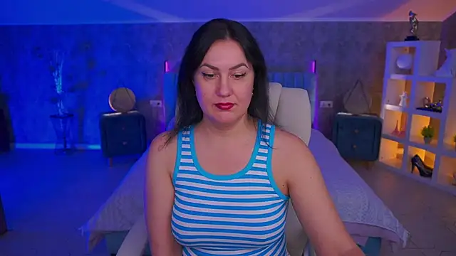 VelvetLuck online show from July 24, 2026, 6:53 am
