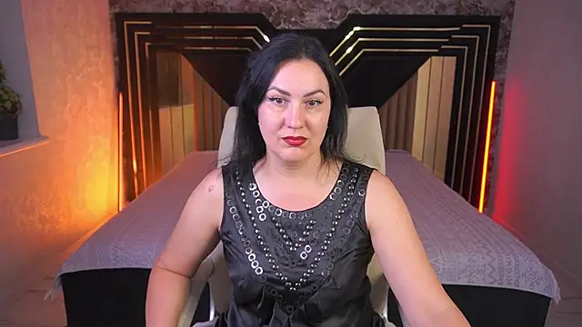 VelvetLuck online show from June 24, 2026, 8:06 pm