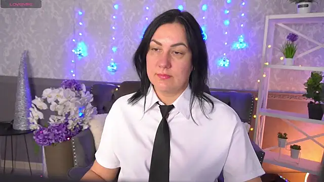 VelvetLuck online show from January 12, 2026, 1:40 pm