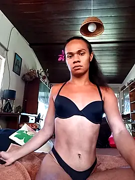 TransKylieX online show from November 17, 2025, 6:23 pm