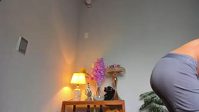 lucian davii online show from March 14, 2026, 5:52 pm