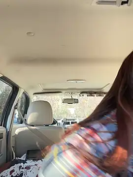 thickfarmtwat online show from November 23, 2025, 6:40 pm