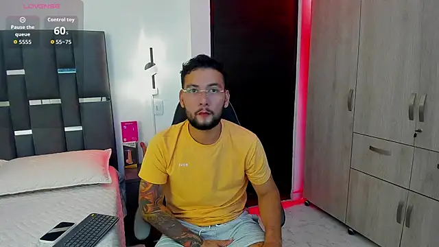 noah corvelle online show from November 17, 2025, 10:03 pm