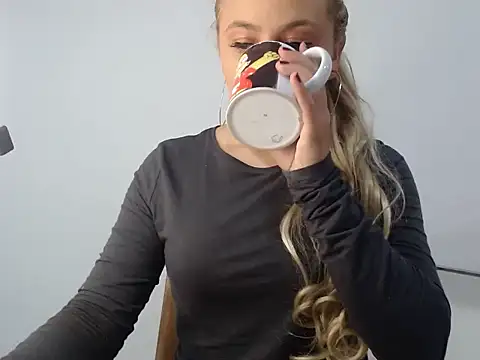 Sherly mon online show from November 5, 2025, 11:46 am