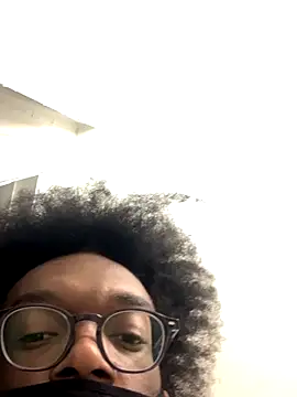 Snapshot of SpacedDozen chatting on November 6, 2025, 5:17 pm SpacedDozen online show from November 6, 2025, 5:17 pm