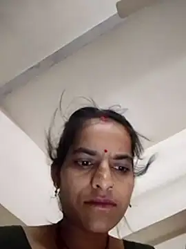 Asha hot2 online show from May 17, 2026, 4:40 pm