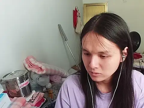 RebelAura online show from July 7, 2026, 6:47 am
