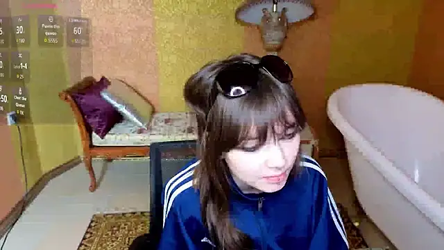 Lissssssa online show from February 3, 2026, 6:33 am