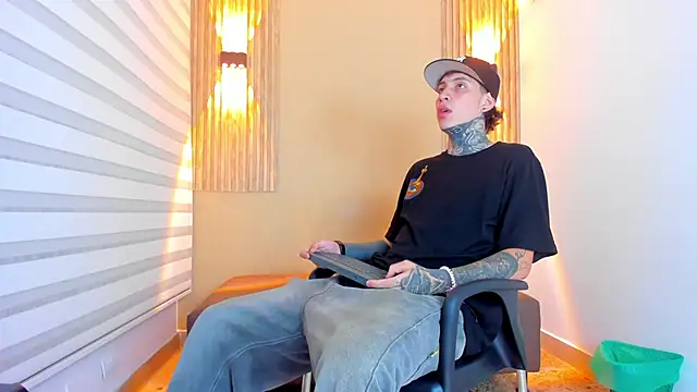 Snapshot of DANTE_ARMSTRONG chatting on December 2, 2025, 3:52 am DANTE ARMSTRONG online show from December 2, 2025, 3:52 am