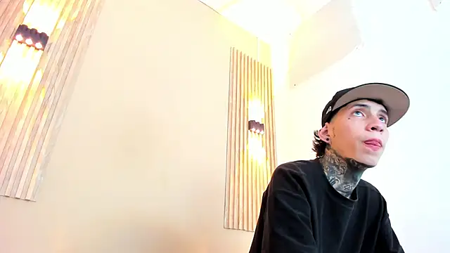 Snapshot of DANTE_ARMSTRONG chatting on December 16, 2025, 4:39 am DANTE ARMSTRONG online show from December 16, 2025, 4:39 am