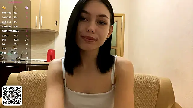 LonnaStehlik online show from November 12, 2025, 6:12 pm