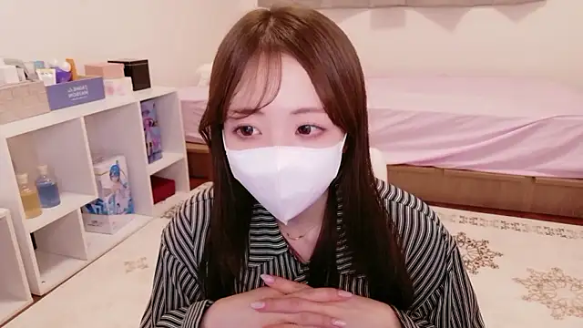 -aotan- online show from May 18, 2026, 1:05 pm