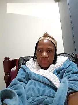 Mommy Sienna online show from November 20, 2025, 5:46 pm