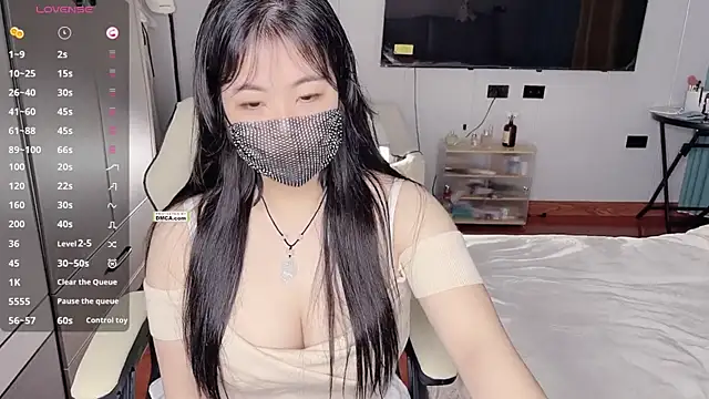 Chayka 21 online show from November 6, 2025, 1:15 pm