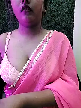 LoveLy-Soneya online show from March 6, 2026, 8:20 am