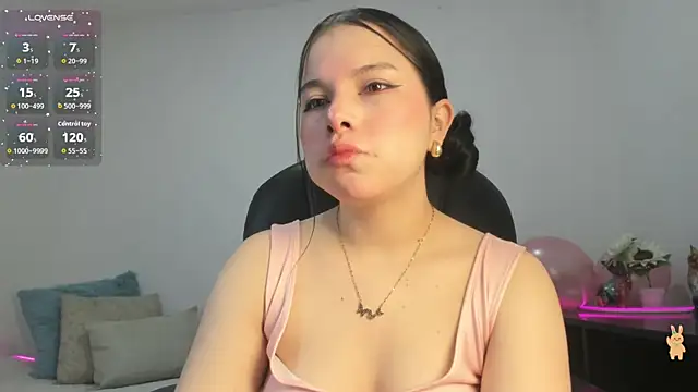 violettabond online show from November 13, 2025, 12:42 pm