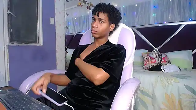 Santy bigcock 01 online show from April 5, 2026, 12:12 pm