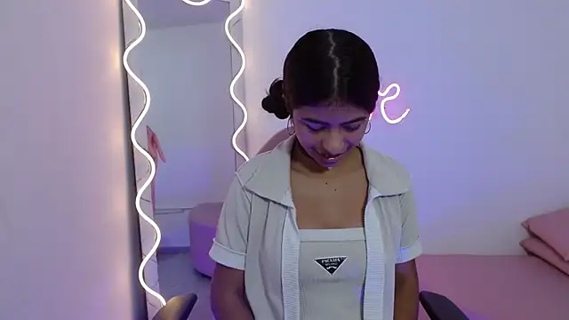 Sandyy tay online show from November 13, 2025, 11:36 am