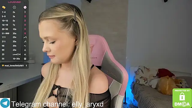 elly aryxd online show from November 10, 2025, 5:18 pm